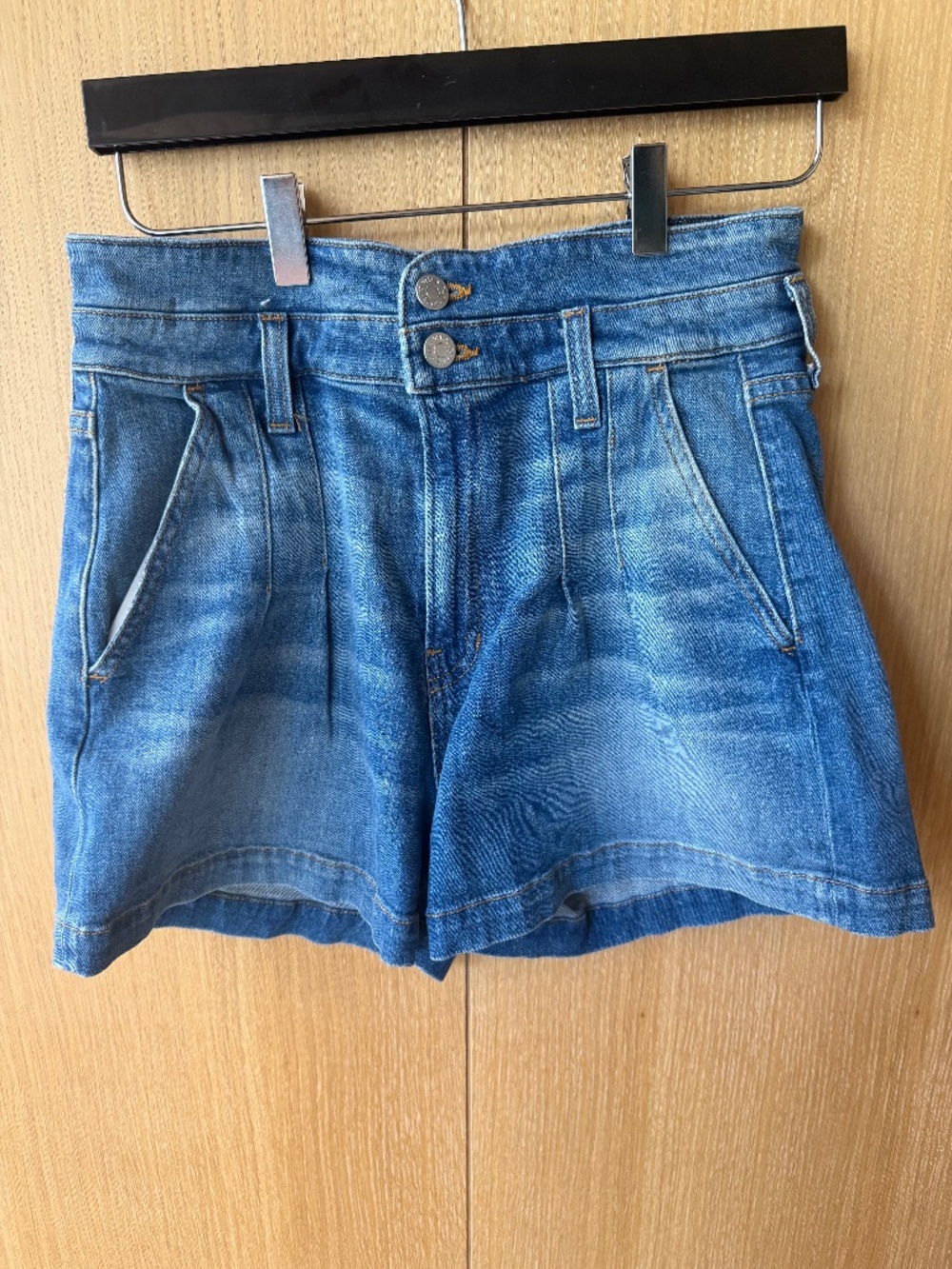 Veronica Beard Denim Shorts Size 6